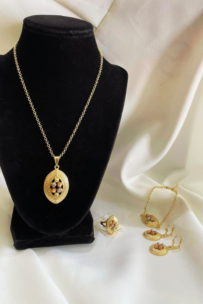 Soledad Gold Jewelry Sets
