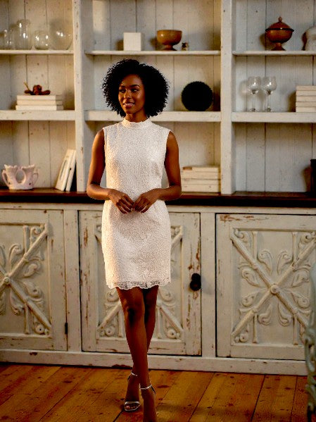 Ivory  Lace Sleeveless Sheath Cocktail Dress