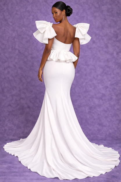 Iliana-Shoulders Bow Bridal Set