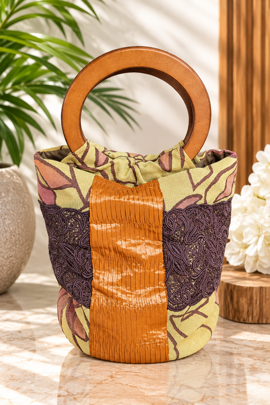Daniela |  Floral Hand Bag