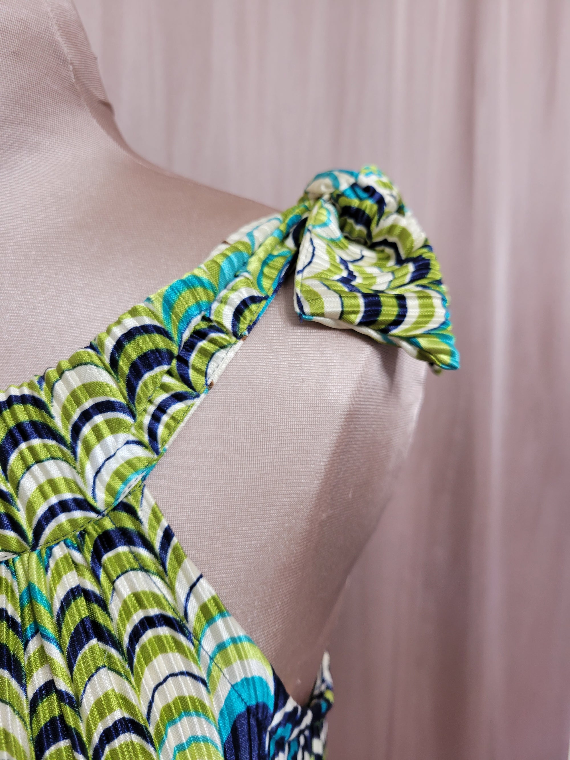 The Calia Chevron Print Tie Shoulder Dress - lordana
